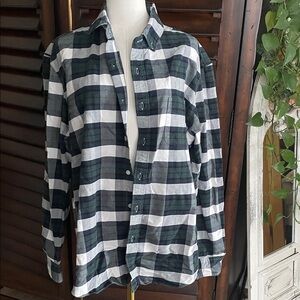 Mercantile J Crew Men's Green and White Plaid Shirt XL